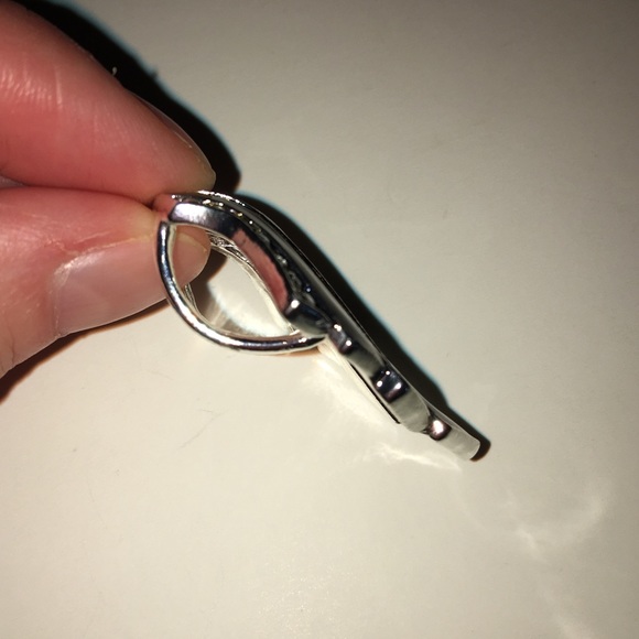 Black and Silver Sparkly Pendant - Picture 3 of 3